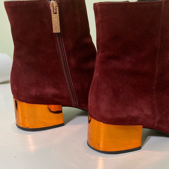Ivy Kirzhner Maroon-Red Suede Booties With Rose Gold Heel - Picture 6 of 10